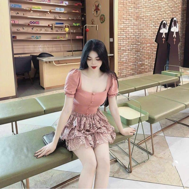 SÉT ÁO CỔ VUÔNG NÚT BỌC TAY PHỒNG+CHÂN VÁY TẦNG. 6