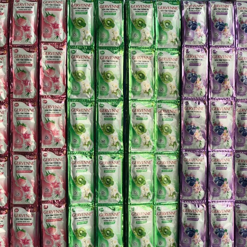 Combo 10 dây sữa tắm Gervenne 12 gói/dây