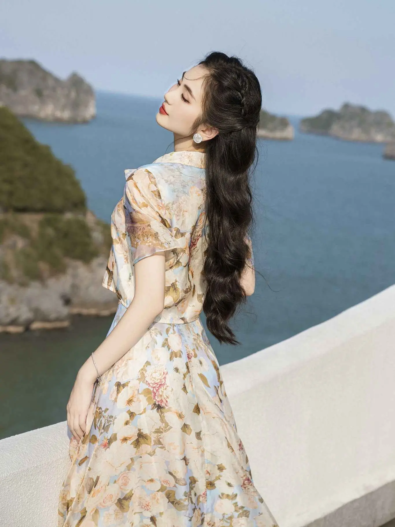 Set sơ mi phối chân váy dáng xòe SET022