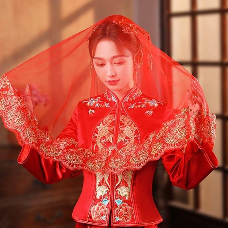 Product Introduction of Romantic Gauze Embroidery Red Bridal Veil Lace Ancient Chinese Wedding Gowns Mesh Short Xiuhe Dress Veil Party 11