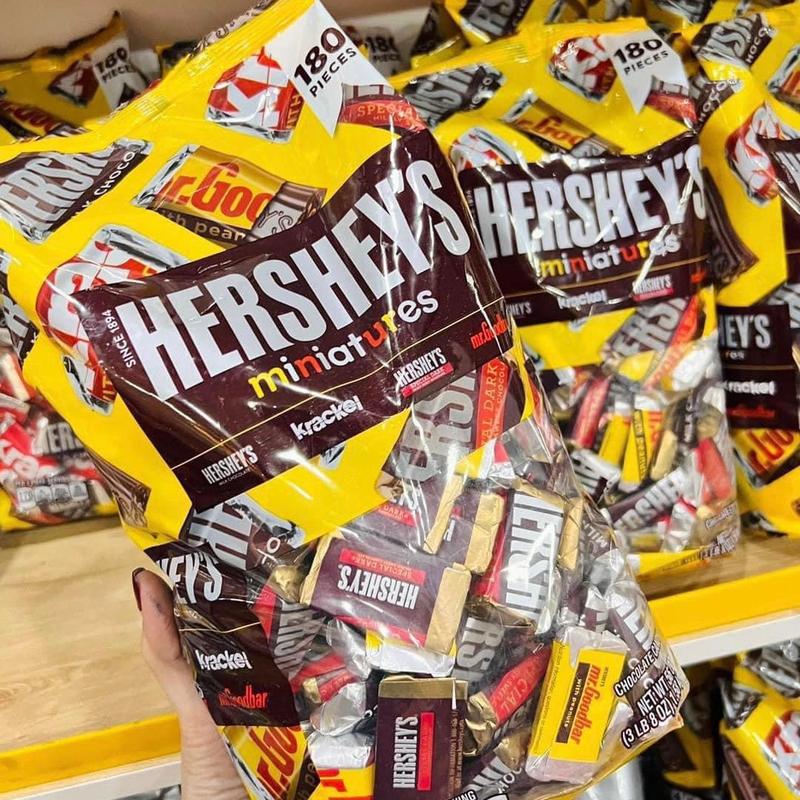 Kẹo socola Hershey's Miniatures Chocolate Túi Full 1.58kg - Có tách lẻ gram từ túi full 1,58kg 4