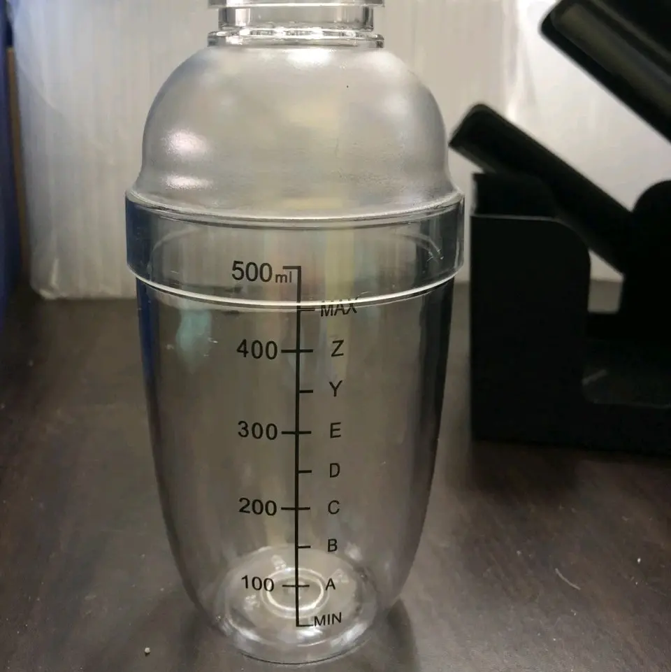 Bình shaker nhựa có  vạch chia 530ml