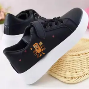 Sepatu Anak Sekolah Laki-laki & Perempuan Karakter TUNGTUNG SAHUR Simple & Lucu Usia 3-8 Tahun Desain Terbaru 2025 Pilihan Warna Hitam Pink & Putih Ukuran 26-35