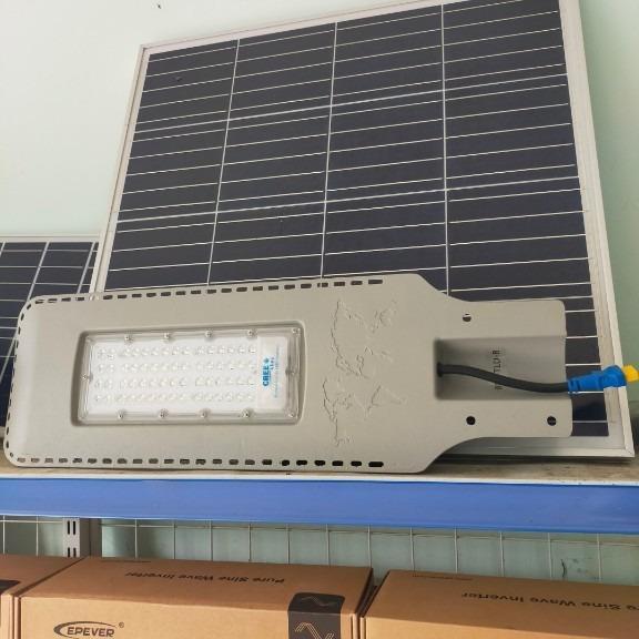 Đèn-Blue-Carbon-BCT-OLJ2.0(30W), Đèn-bàn -chải-Blue carbon-30w, đèn năng lượng mặt trời blarbon 2.0ue c-30w, đèn đường năng lượng mặt trời-30w. 5
