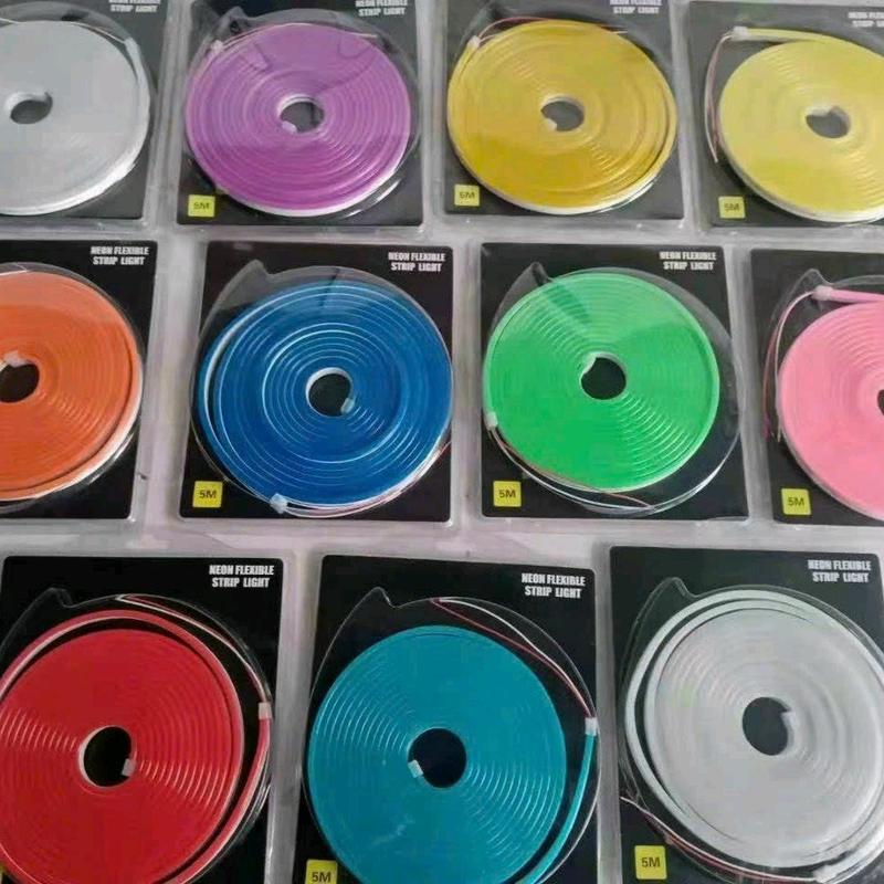 cuộn led neon dài 5m điện 12v dùng để tạo chữ làm logo (ko kèm nguồn )