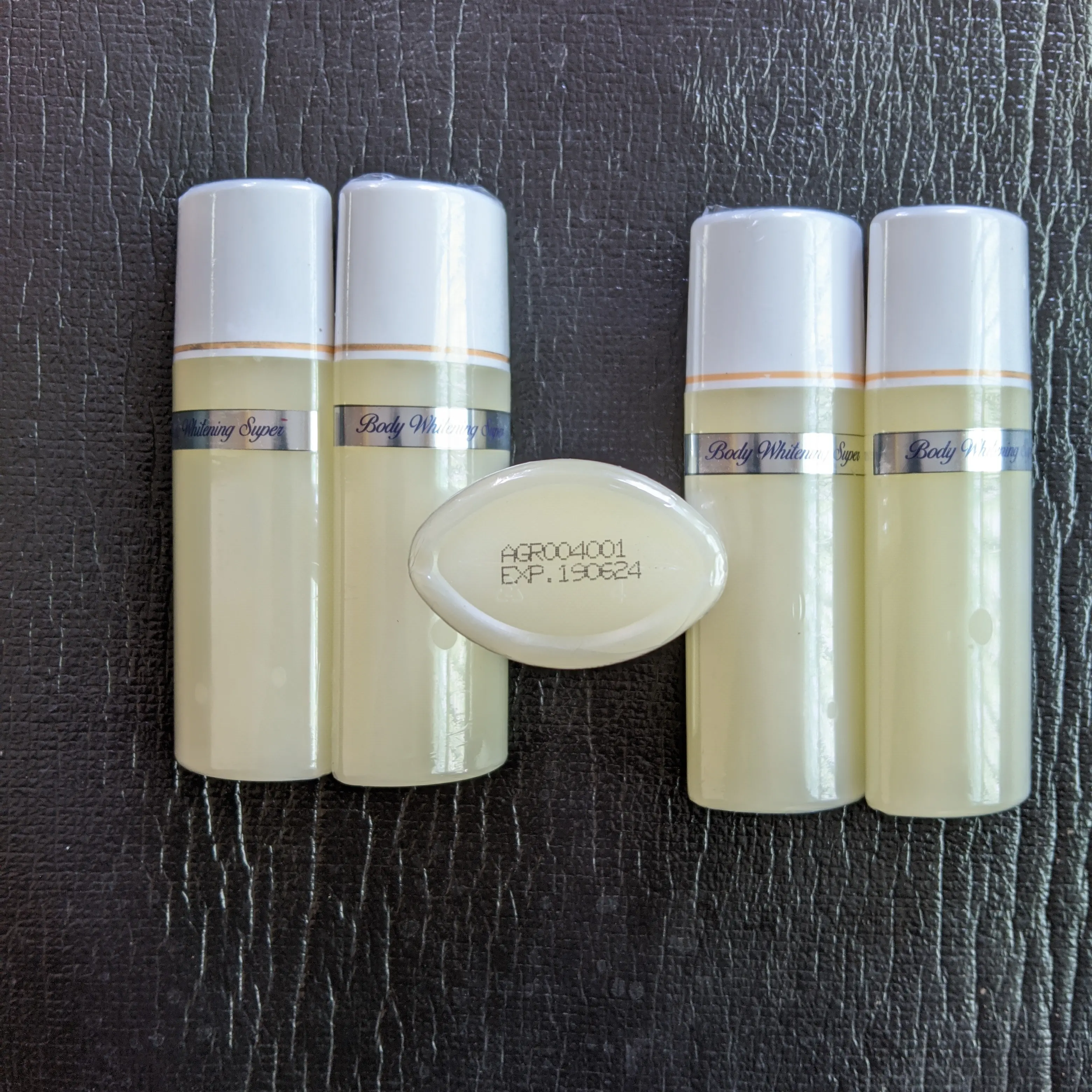PAKET GOLD BODY WHITENING SUPER KLOBE 004001 inkopad Anggur Cewek