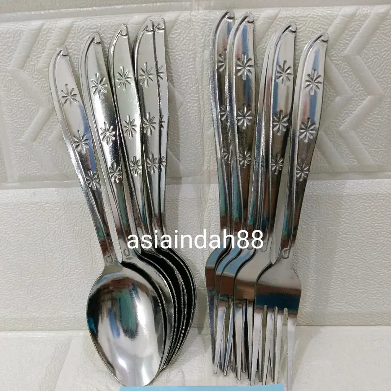 12 Pcs Sendok Makan dan garpu makan Motip Bintang Tebal 0