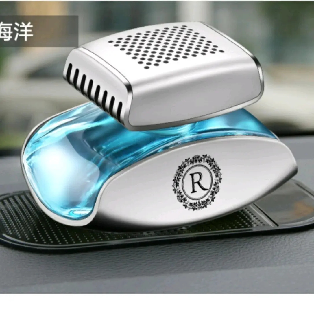 Nước hoa xe hơi cao cấp, nước hoa xe hơi Rolly tạo mùi thơm cho nội thất xe hơi