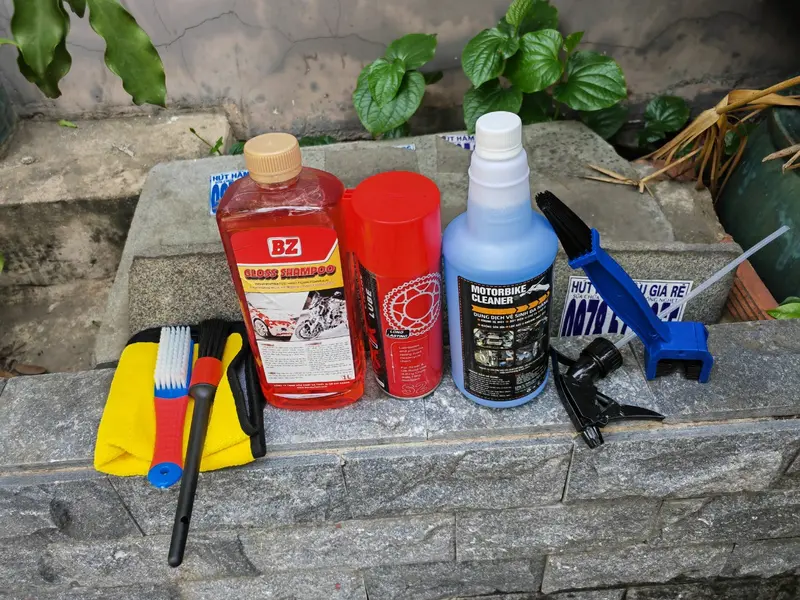 Combo 3 Chai Chăm Sóc Xe Tại Nhà Motorbike Cleaner,Dưỡng Sên x1r,Rửa Xe Bz Tặng Quà 4 Món 2