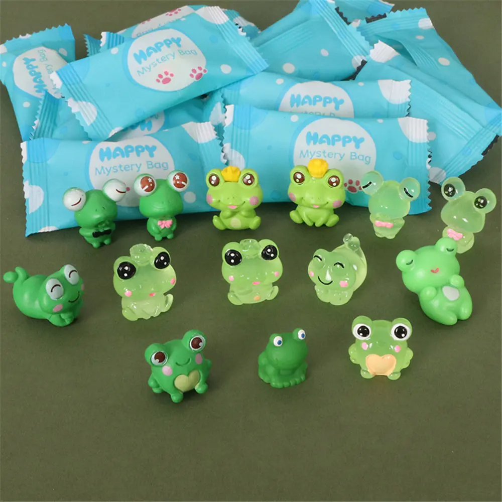 Simulasi Miniatur Haiwan Kecil Katak Kartun Comel Kejutan Kreatif Beg Buta Model Perhiasan Mainan kecil kanak-kanak