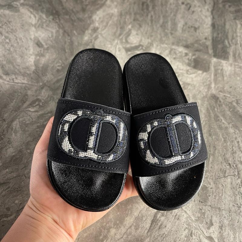Dép lê hoạ tiết chất liệu da siê mềm,nhẹ cho bé trai form size 26-35 4