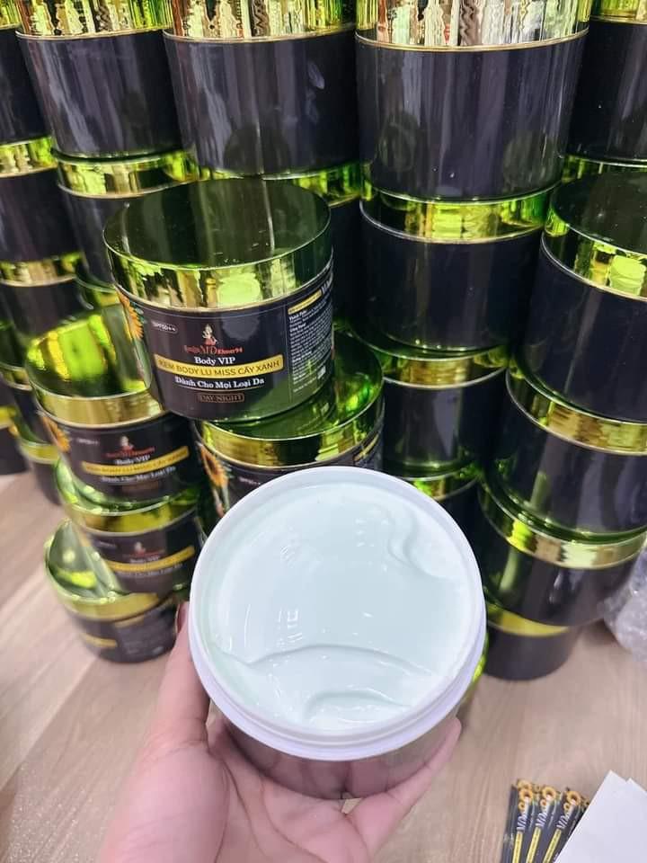 Product Introduction of ( COMBO 3 HỦ )Kem dưỡng da body vip 200G Women Dưỡng Da Body Dưỡng Body Làm Đẹp Da Lotion Nữ 9