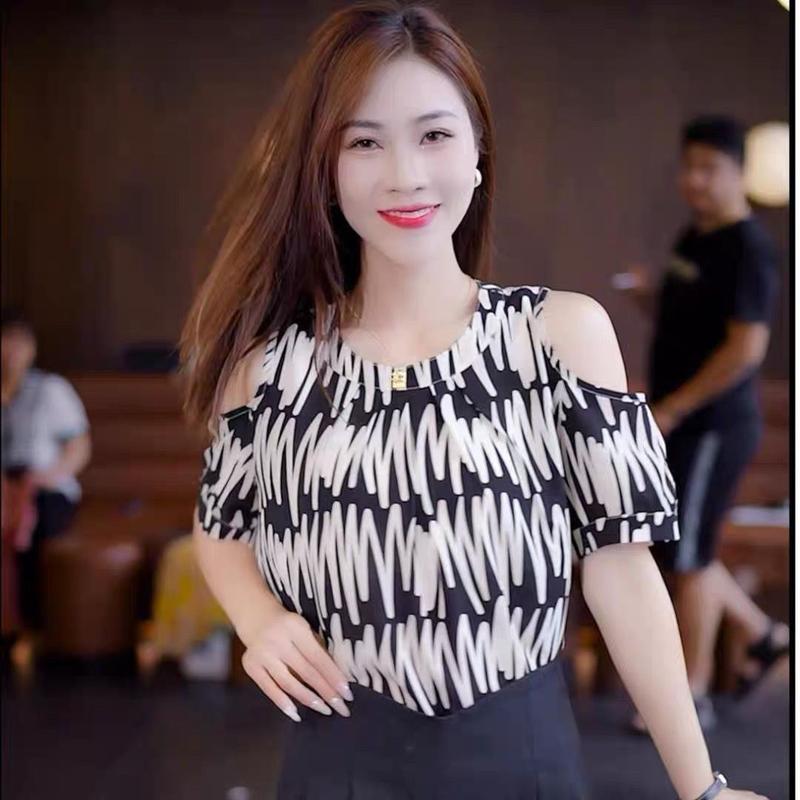 Product Introduction of Áo Voan Hoa, Dành Cho Nữ, Bộ Sưu Tập Mùa Hè 2024, Hàng Mới Về, Thời Trang Và Phong Cách, Áo Trễ Vai, Thanh Lịch, Áo Sơ Mi ngắn Tay Hoang Dã 5