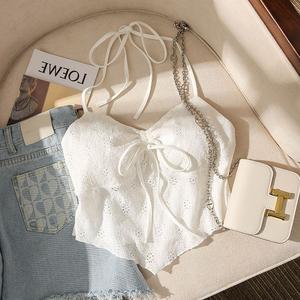 เสื้อกั๊ก สายคล้องคอ สายสปาเก็ตตี้ สีดำ หญิง สามารถสวมใส่ได้ทั้งด้านในและด้านนอก สาวฮอต เซ็กซี่ สลิมฟิต สลิมมิ่ง สั้น น่ารักและเซ็กซี่ ท๊อป Clothing Women Lady เสื้อ มี