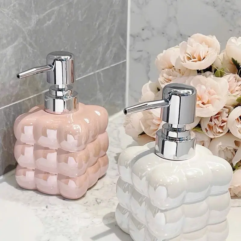 ￼Chai lọ đựng nước rửa tay, chai chiết dầu gội, sữa tắm dạng ấn cho khách sạn, nhà hàng, gia đình, lọ chiết dầu gội, chai 5