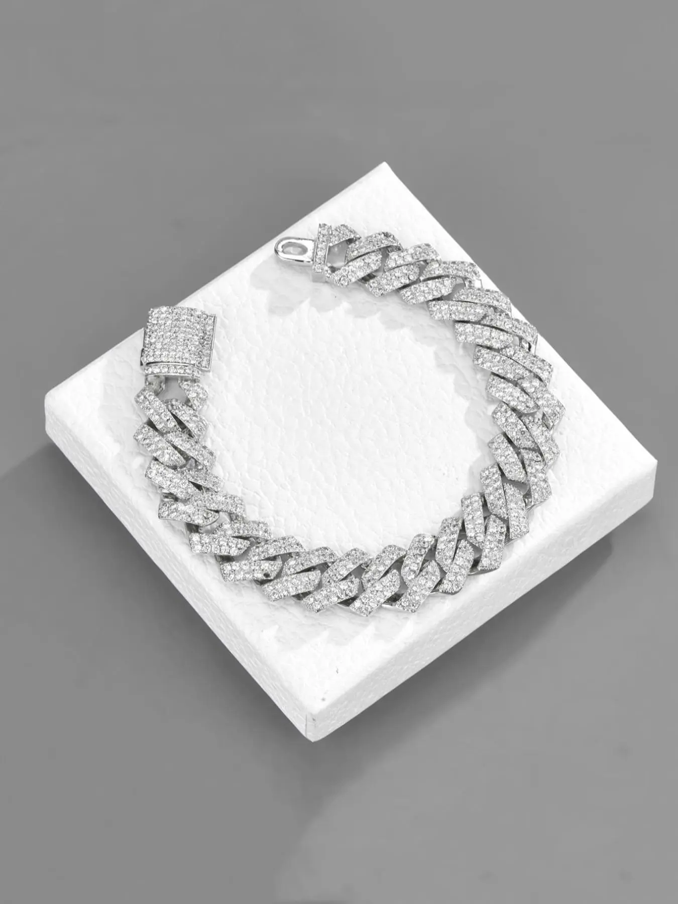 Hip Hop Rhinestone Chunky Chain Bracelet, Punk Grunge Cuban Link Chain Bracelet, Gothic Iced Out Jewelry, All-match Trendy Japanese Accessories As Gift, Maximalist Jewelry