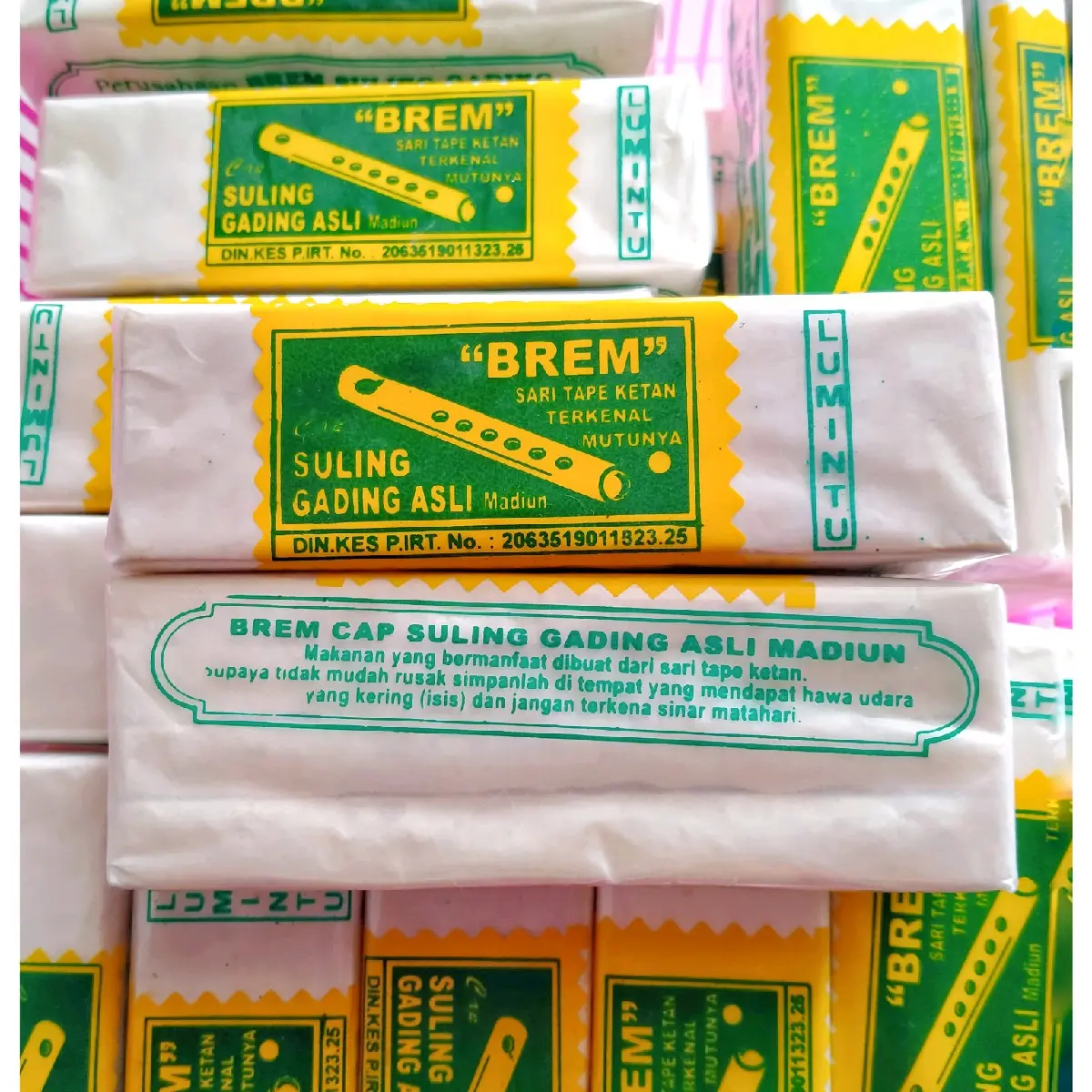 Brem Suling Gading Asli Madiun Polos isi 4 Lapis Rasa Original Kecil - Snacks, Food