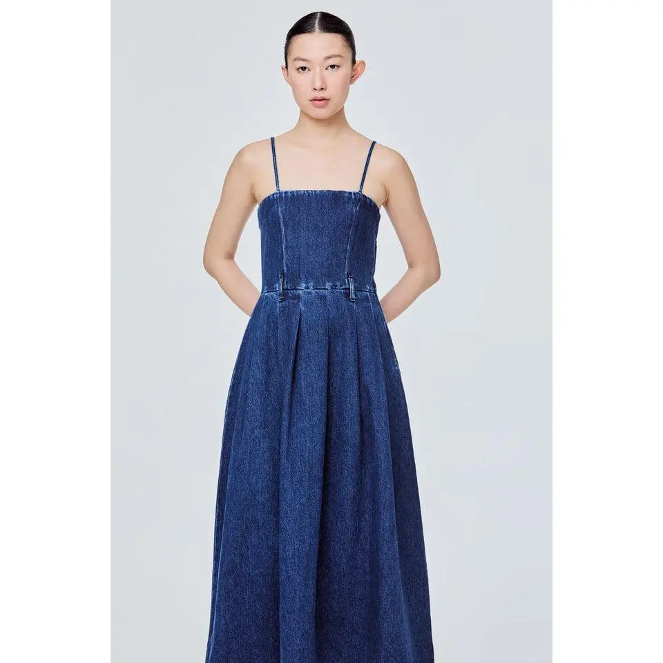 Flare      Cut Denim Dress