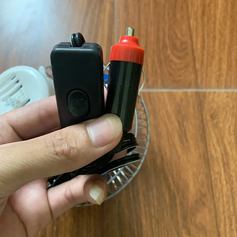 Quạt treo  mini 12v  dành cho ô tô ,xe công, xe tải ,xe khách.....vv 3