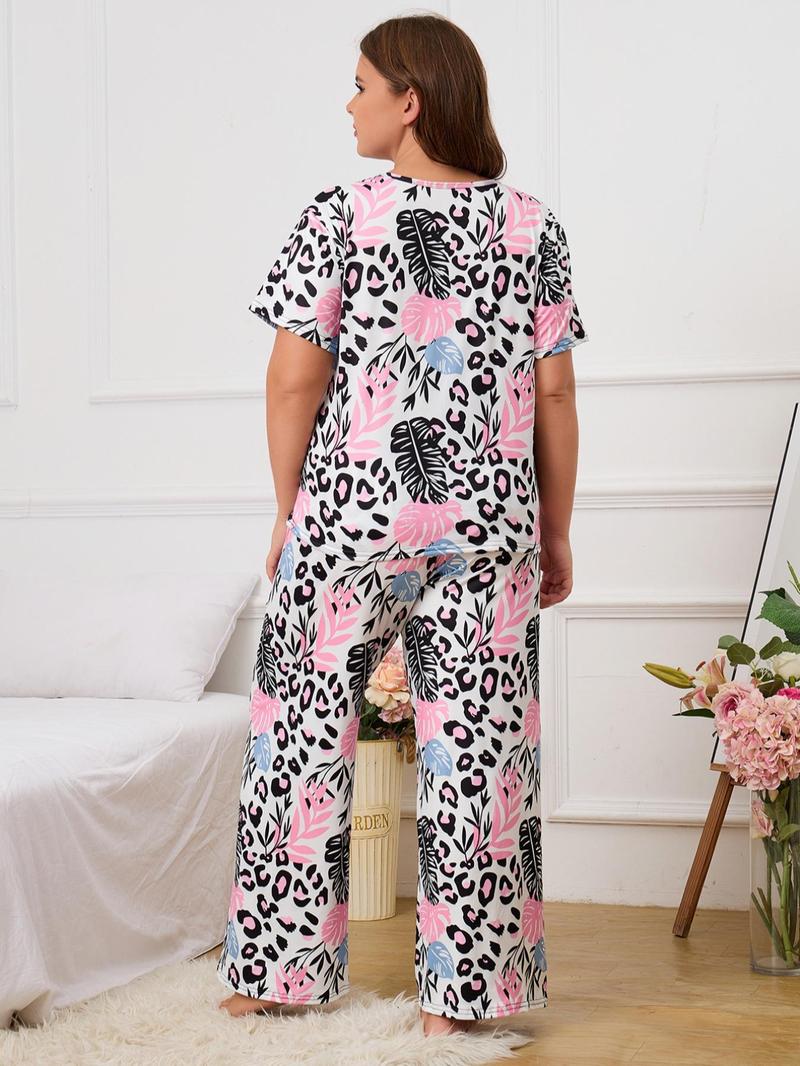 Product Introduction of 2 Pieces Plus Size All Over Print Pyjama Set, T-shirt & Trousers Two-piece Pj Set, Plus Size Clothing for Daily Home Wear, Casual Pyjamas for Women, Women's Sleepwear, Lounge Set for Women, Summer Clothes Women, Pajamas Sets Women 20