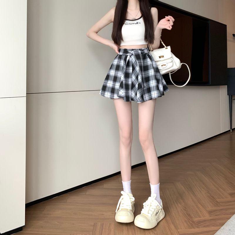 Product Introduction of Irregular Retro Plaid Skirt for Women, Summer Versatile Slimming Anti-Exposure American Style Hot Girl A-Line Pleated Short Skirt 15