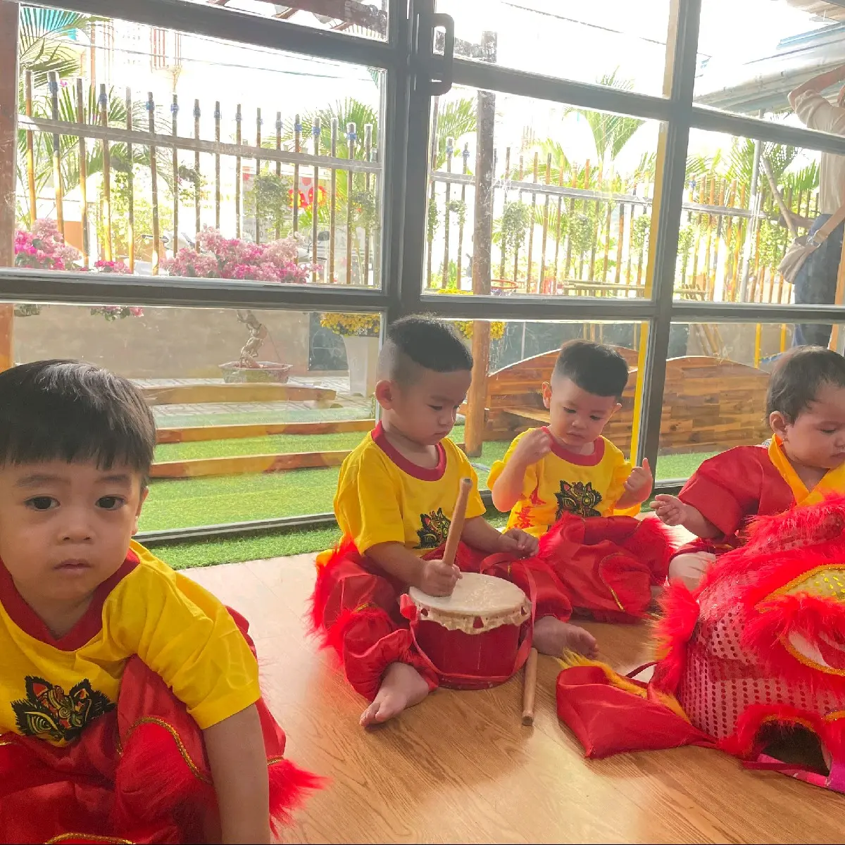 ÁO MÚA LÂN CHO BÉ 2-8 TUỔI (phân loại quần hoặc áo nhé )