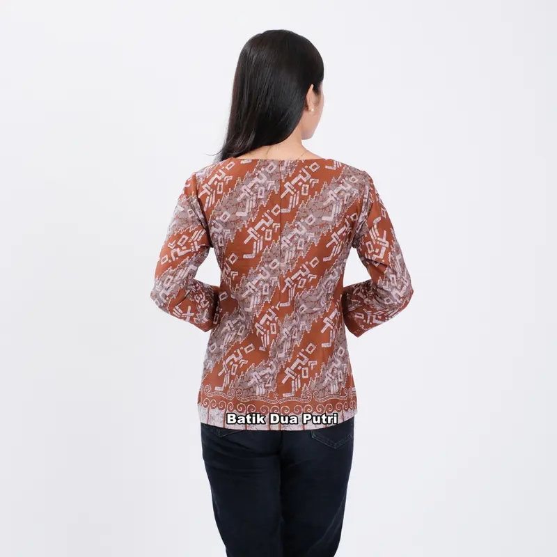 Batik Wanita Blouse Atasan Modern Sompal Lilin Batik Dua Putri Katun 8