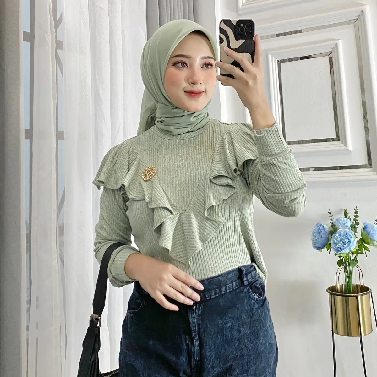 BLOUSE RUFFLE BAHAN KNIT IMPORT PREMIUM / ATASAN WANITA KNIT RUFFLE IMPORT Baju Panjang Knitwear