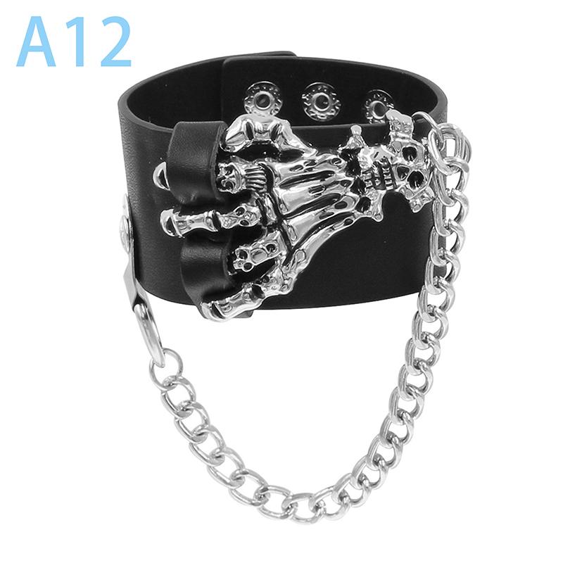 Product Introduction of Vòng Tay Phong Cách Punk Thời Trang Thập Niên 90, Cá Tính, Làm Bằng Da PU, Ba Hàng Đinh Tán, Vòng Tay Vuông, Vòng Tay, Thích Hợp Cho Bữa Tiệc Năm 2024, Tuyệt Vời Làm Quà Tặng 30