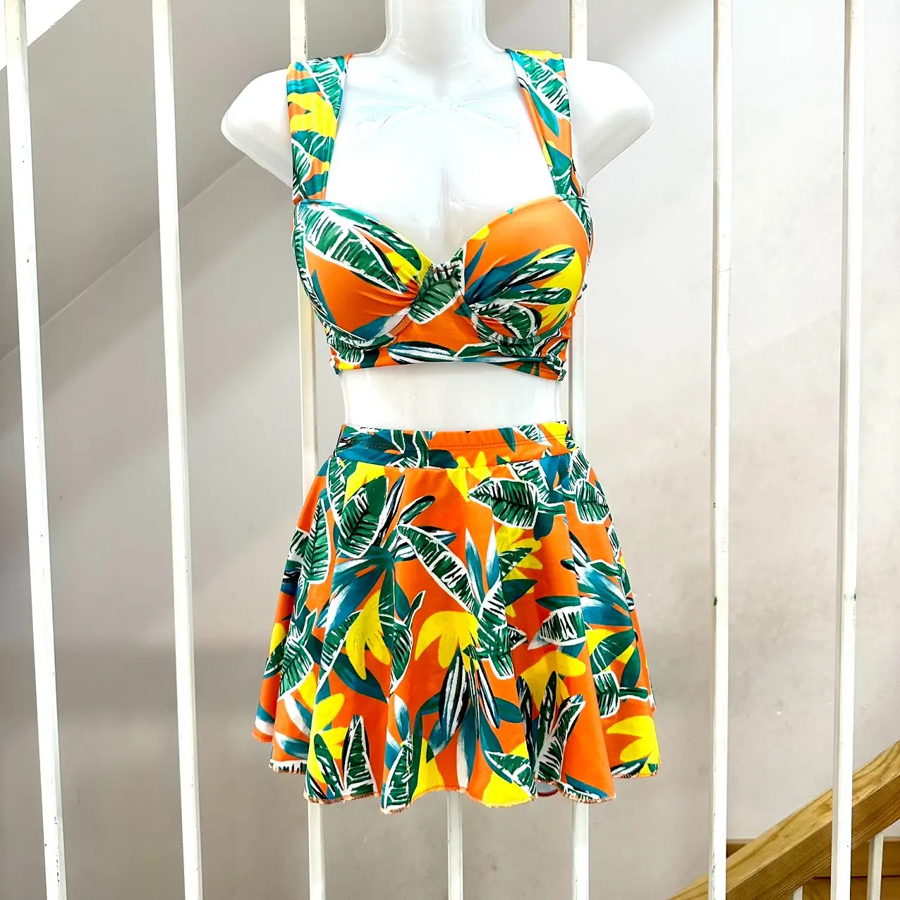 BIKINI ĐỒ BƠI ĐI BIỂN ÁO GỌNG VUÔNG PHỐI VÁY XOÈ NHIỀU HOẠ TIẾT LB370