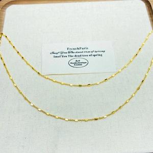 สร้อยคอทรงสี่เหลี่ยมขนาดเล็กแฟชั่นแมทช์ง่ายหรูหราเบาๆระดับไฮเอนด์ใหม่โซ่กระดูกไหปลาร้า อ ส ของ ขวัญ