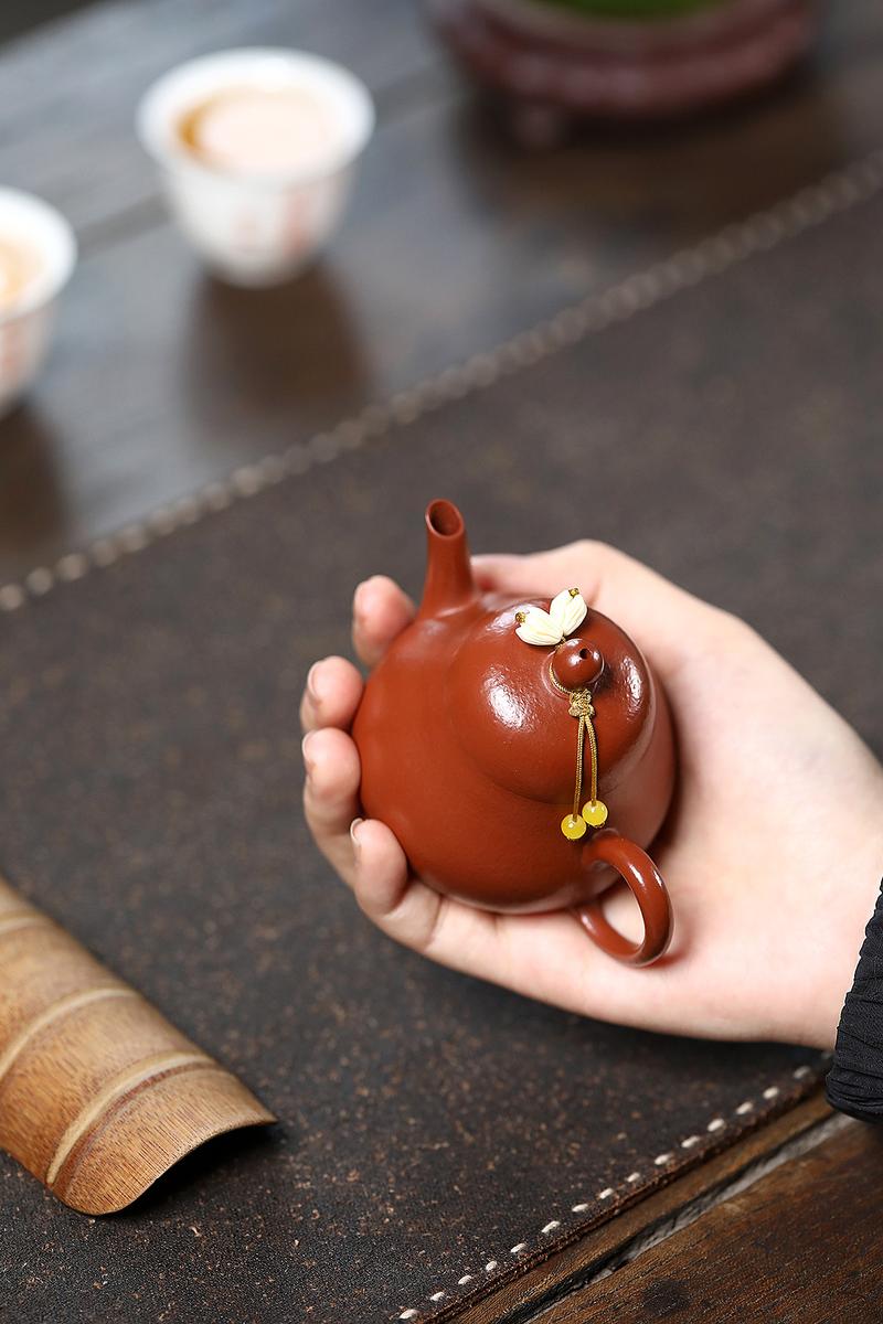 Product Introduction of # Zisha Teapot# [Lifetime Fidelity] Yixing Zisha Teapot Pure Handmade Famous Authentic Tea Making Large and Small Capacity Tea Set Yixing Zisha Teapot Famous Handmade Raw Ore Small Coal Kiln Cinnabar Sand Small Autumn Water High-End Teapot 21