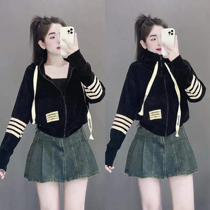 Áo khoác Nữ Phối Tay Sọc Có Mũ Chất Nhung Gân Bigsize 45-85kg 2