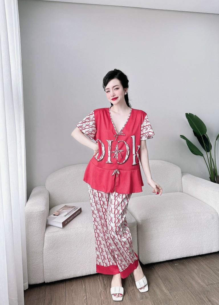 Product Introduction of Đồ bộ Bigsize (70-100kg) áo tay cánh tiên cổ V 3 nơ chất lụa xước ánh kim mềm mát không nhăn, nhiêù hoạ tiêt 4