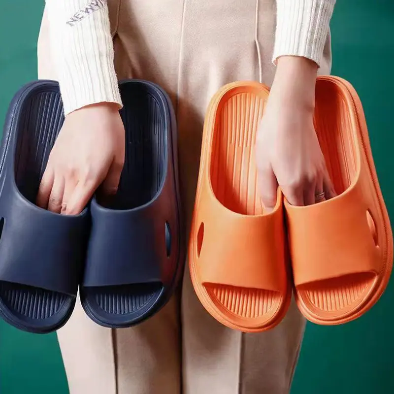 Glossy Slip-on Slippers Summer Bathroom Slippers Women's Home Sandals Breathable, Non-Slip, Wear-Resistant Hollow out Couples Flip-Flops Girl Walking Shoes