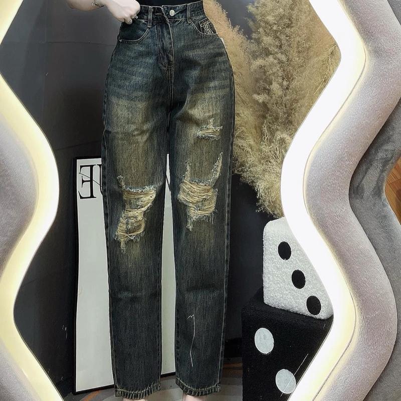 {{ SML }} Quần jeans BG : 2699 Wash Bụi Phối Rách Gối Mặt Sau Chữ Thêu 2
