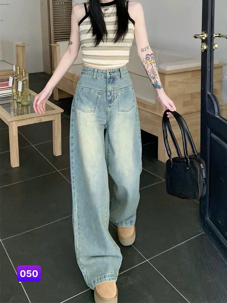 Quần baggy jean nữ màu xanh mẫu mới ống rộng form suông tôn dáng phong cách trẻ trung, cá tính - Tranzystore BGNU050