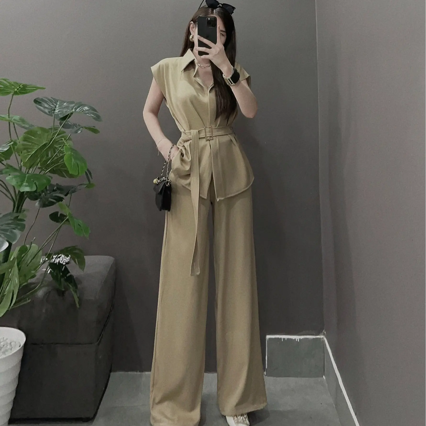 Socomo Set bộ áo pelpum thắt đai quần suông thiết kế B7878 Top suông Nữ Kem Ong Polo