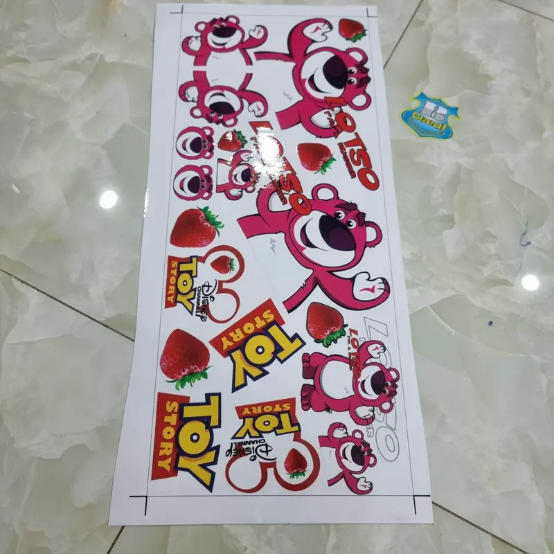 Combo logo sticker gấu dâu hồng dễ thương dán trang trí xe máy kích thước 20x60cm - shin decal Nhãn Dán Tem 4