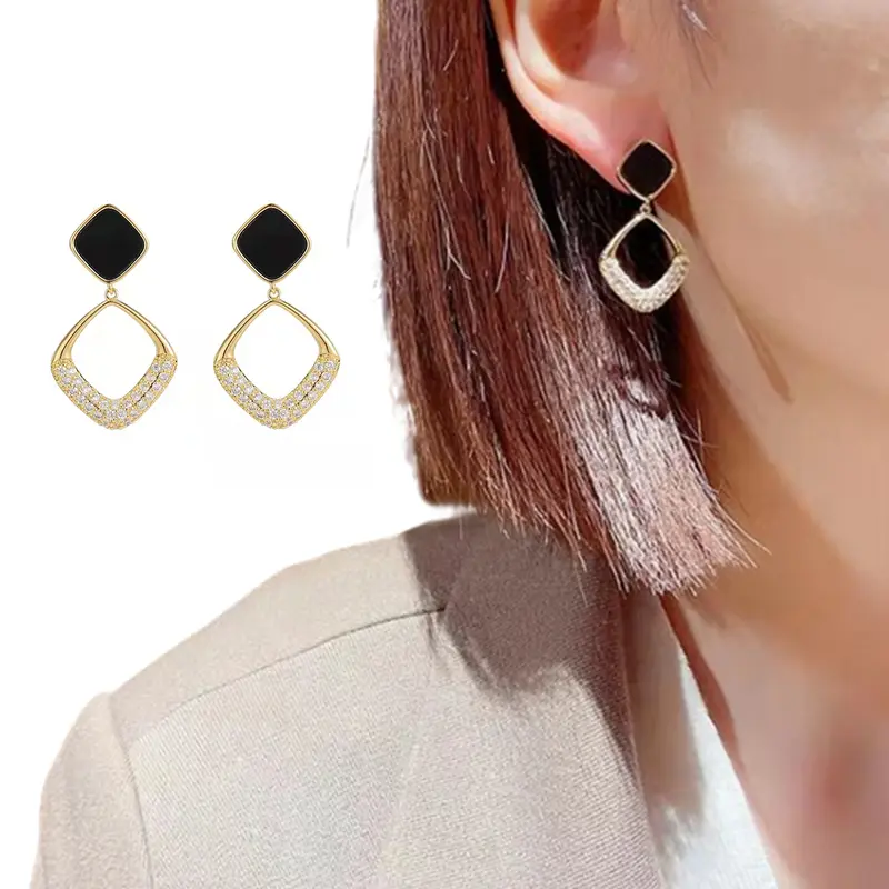 Minzo Anting Korea Perempuan Imitasi Dewasa Motif Kotak Hitam Earrings Aksesoris Perhiasan Wanita Elegan 0