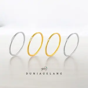 Cincin Wanita Titanium Oval Permata Tahan Karat Ultra Tipis Permata Berlian Simple Elegan DG