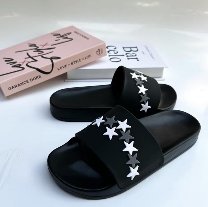 Dép quai ngang SAO ĐEN TRẮNG chất liệu cao su cao cấp chống nước,chống trơn trượt bản đế cao su đúc 3 phân kiểu dáng xu hướng bắt trend dành cho boy girl phố_dép quai ngang nam nữ đẹp 2024