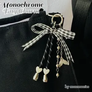 MONCE Gantungan Tas Pita Kotak Monochrome | Bag Charm