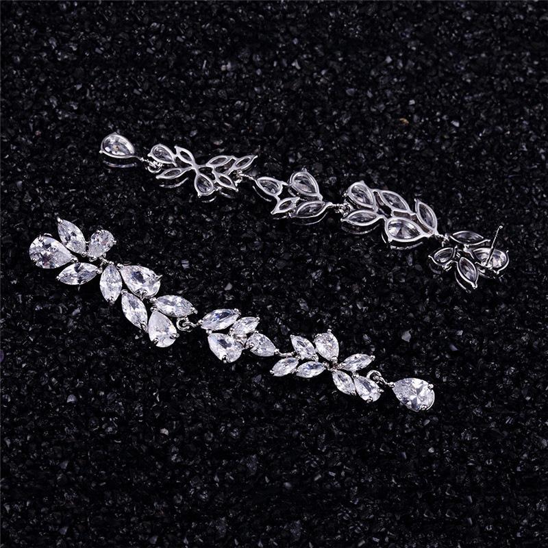 Product Introduction of Bông Tai Tua Rua, Rakol, Phong Cách Châu Âu Và Mỹ, Lớp Hoàn Thiện Sang Trọng Lối Vào, Bông Tai Dài, Dành Cho Nữ, Dát Zircon 3A, Bông Tai Dễ Phối Đồ Thích Hợp Cho Cô Dâu 46
