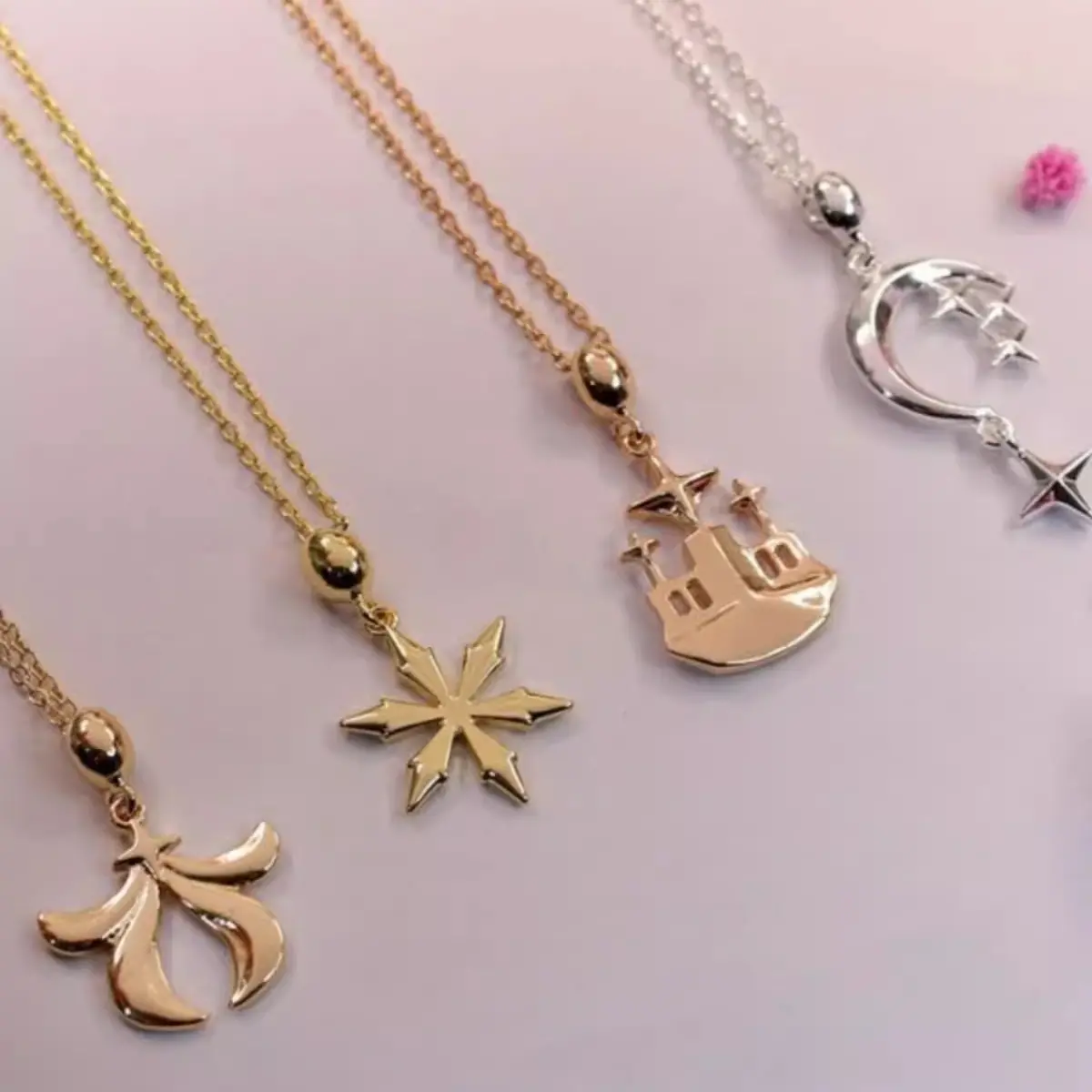 Vòng Cổ Trẻ Em Ánh Sáng, Chủ Đề Trò Chơi Sky, Ánh Sáng Theo Mùa, Vòng Cổ Mặt Dây Chuyền Kim Loại, Phụ Kiện Hóa Trang Halloween, Cho Trẻ Em