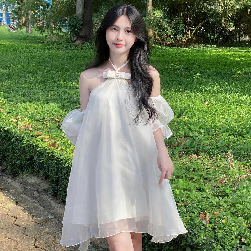 Váy Thiết Kế, Chất Liệu Voan Gợi Cảm, Cổ Cắt Xiên, Có 2 Lớp Kim Cương Giả, Có Chi Tiết Thắt Nơ 4