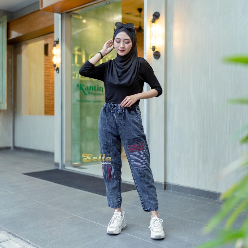 Product Introduction of SELLA GARIS BLACK CELANA BAGGY JEANS Bordir Kantong Karet Samping 25