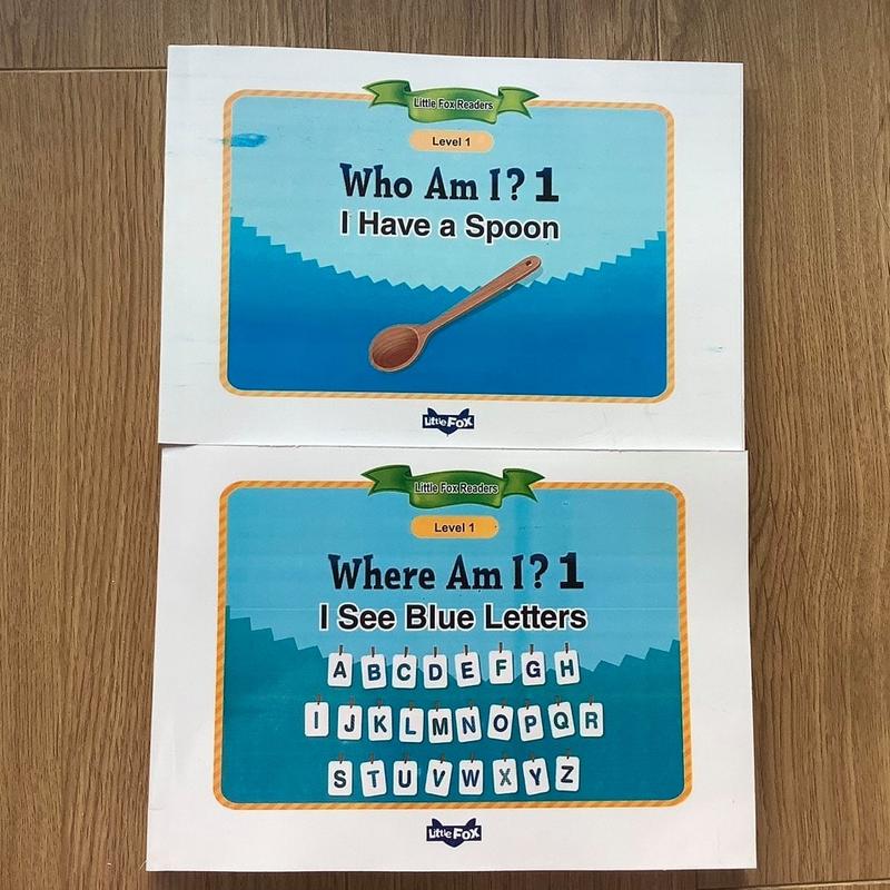 Bộ sách Little Fox level 1 - Who am I (2 quyển) - khổ A5