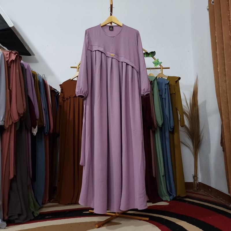 Product Introduction of Aluna Dress Muslim Gamis Crinkle Airflow Polos Terbaru Wanita Dewasa Muat dari BB 40 kg sampai 100 kg 2