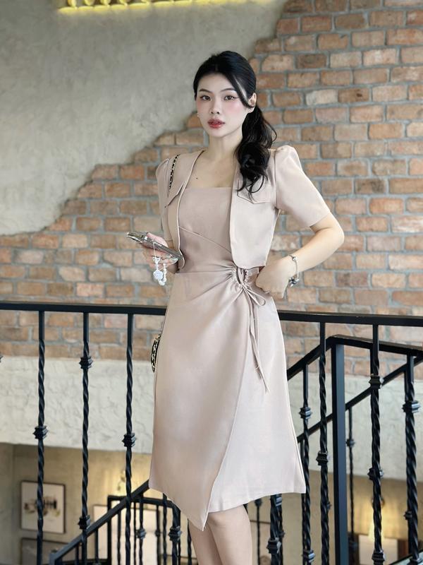  Set thiết kế Nhật Vy đầm Nữ 2 dây nhún eo thắt nơ kèm áo khoác croptop chất lụa sọc gân có 3 màu phù hợp công sở dự tiệc đi chơi sang trọng - D2818 Dress  Women 